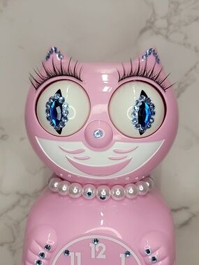 Jeweled Pink Satin Lady Kit-Cat Klock clock SUPER RARE